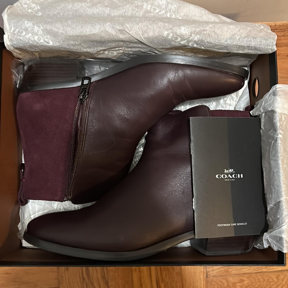 Coach Boot - Picture 5 of 7